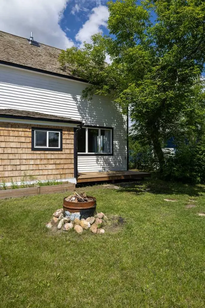 4915 49 Street Hardisty AB T0B 1V0