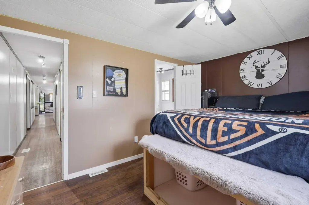27 Hearthstone Drive Lacombe AB T4L 1R2