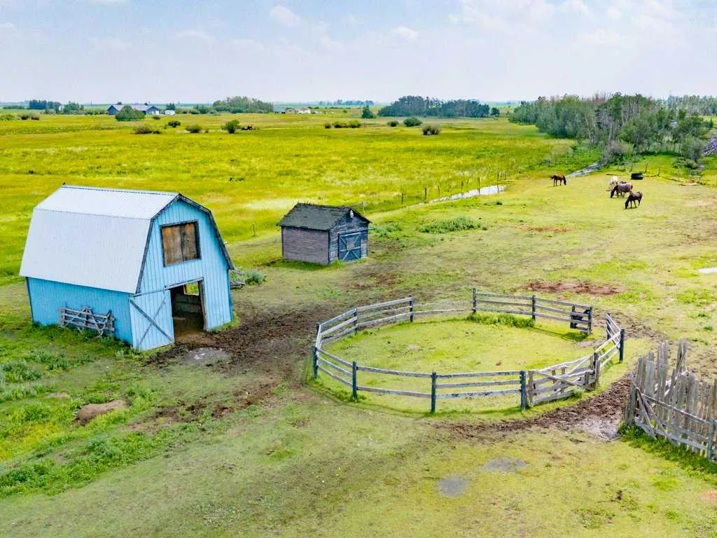 270127 Glenmore Trail Rural Rocky View County AB T0J1X0