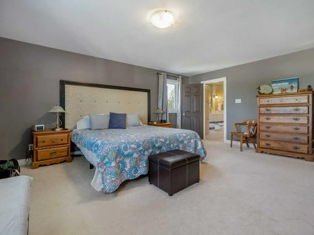 39 Eton Road W Lethbridge AB T1k 4T9