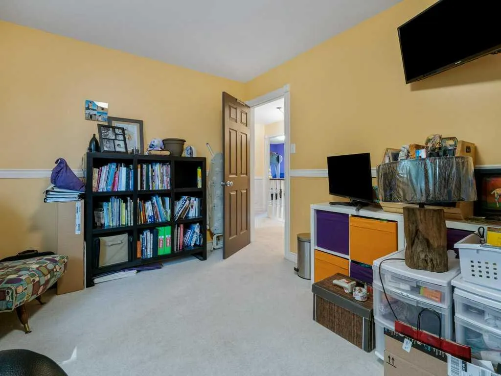 39 Eton Road W Lethbridge AB T1k 4T9