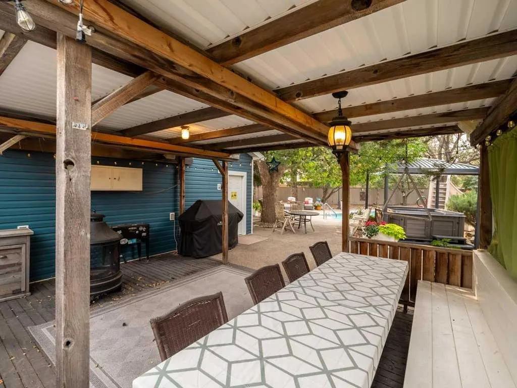 39 Eton Road W Lethbridge AB T1k 4T9