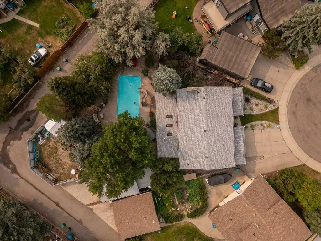 39 Eton Road W Lethbridge AB T1k 4T9