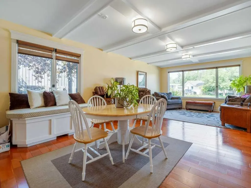 39 Eton Road W Lethbridge AB T1k 4T9