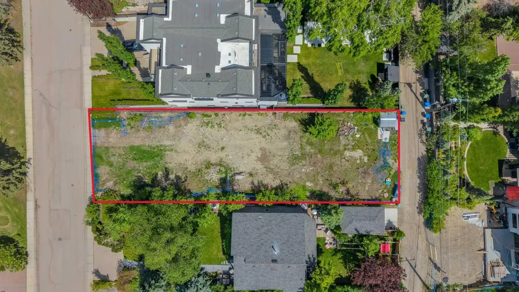 1116 16 Street NW Calgary AB T2N 2C5