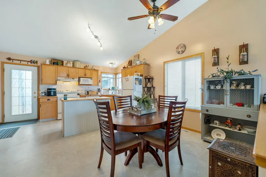 781 Red Crow Boulevard W Lethbridge AB T1K 7M4