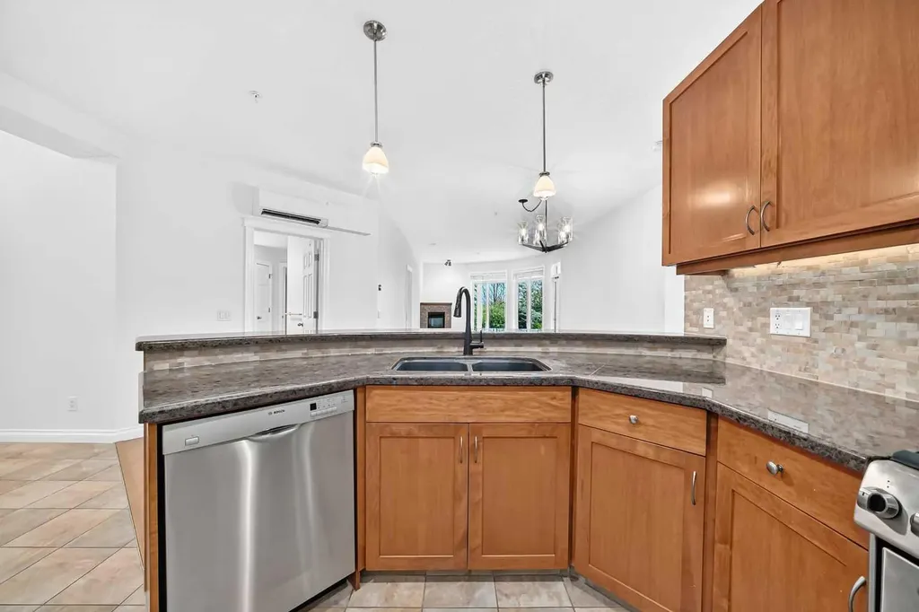 4 Hemlock Crescent SW Calgary AB T3C2Z1