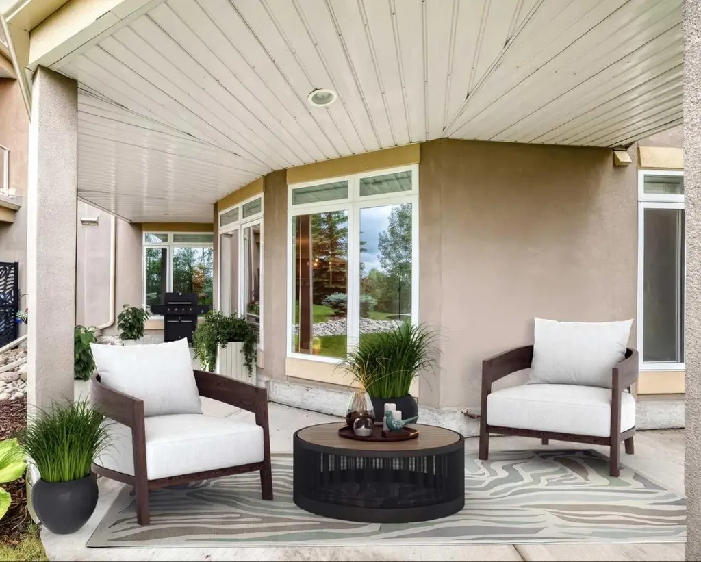 4 Hemlock Crescent SW Calgary AB T3C2Z1