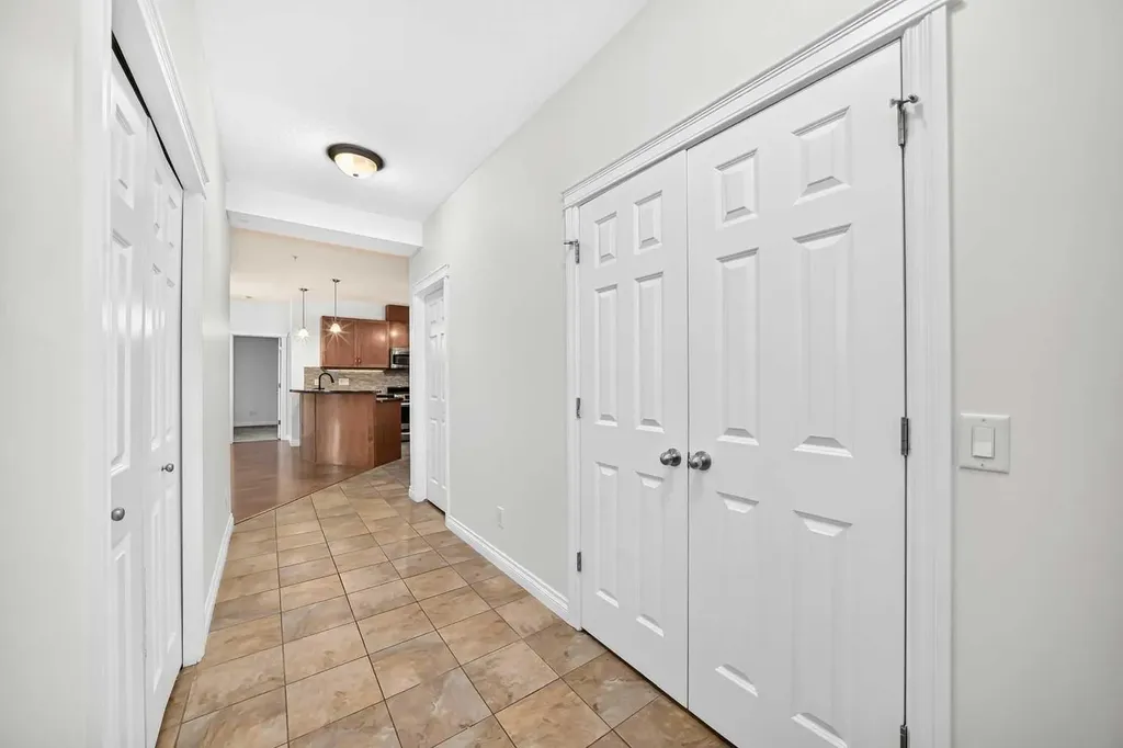4 Hemlock Crescent SW Calgary AB T3C2Z1