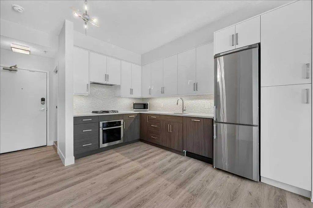 1521 26 Avenue SW Calgary AB T2T 1C4