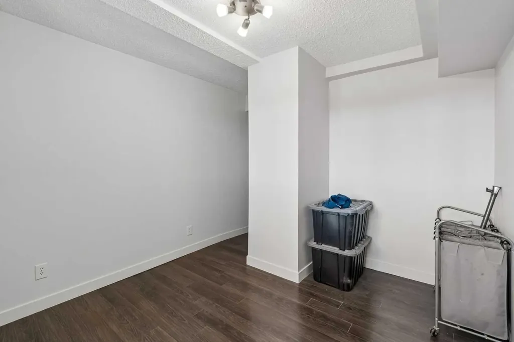 3726 Centre Street NE Calgary AB T2E 2Y3