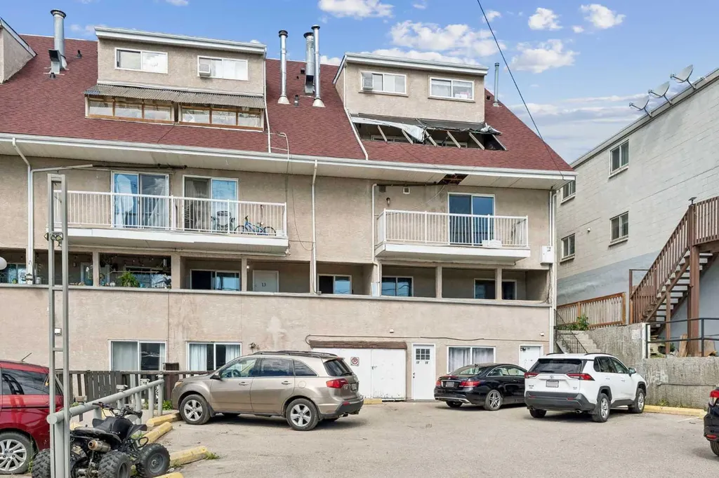 3726 Centre Street NE Calgary AB T2E 2Y3