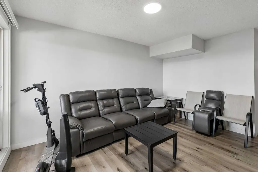 3726 Centre Street NE Calgary AB T2E 2Y3