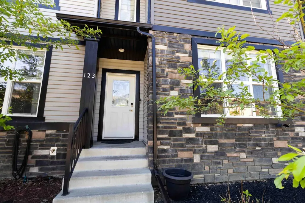 123 Sandpiper Road Fort Mcmurray AB T9K 0L9
