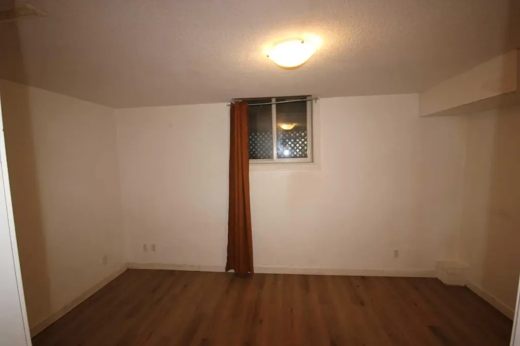 379 Falmere Road NE Calgary AB T3J 2Z5
