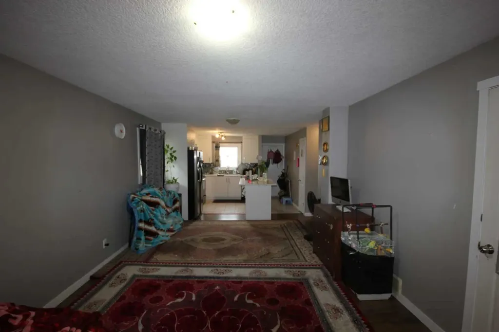 379 Falmere Road NE Calgary AB T3J 2Z5