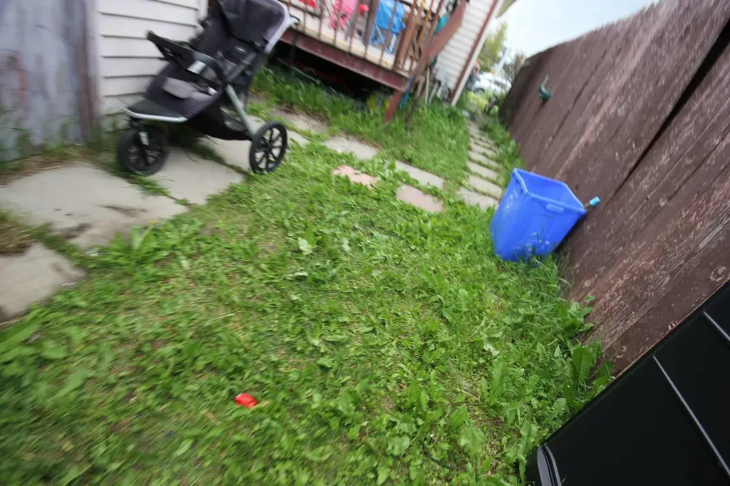 379 Falmere Road NE Calgary AB T3J 2Z5