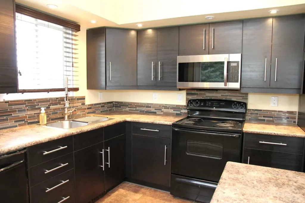 4724 28 Street Lloydminster SK S9V 1G9