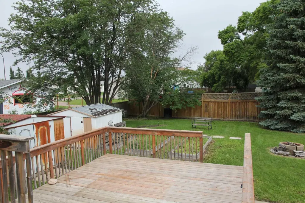 4724 28 Street Lloydminster SK S9V 1G9