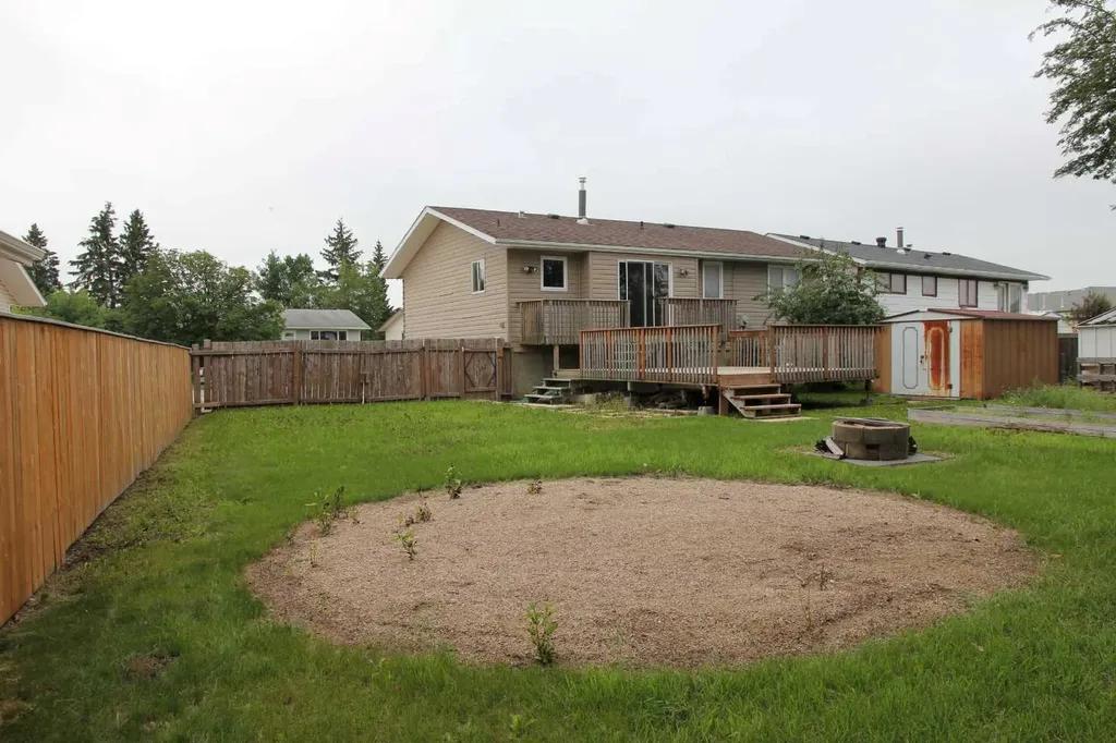 4724 28 Street Lloydminster SK S9V 1G9