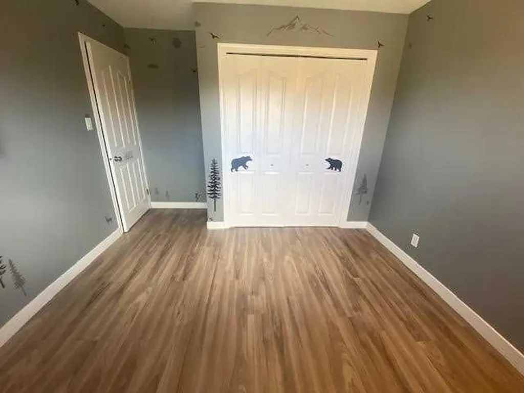115 Alder Drive Hinton AB T7V 1C7