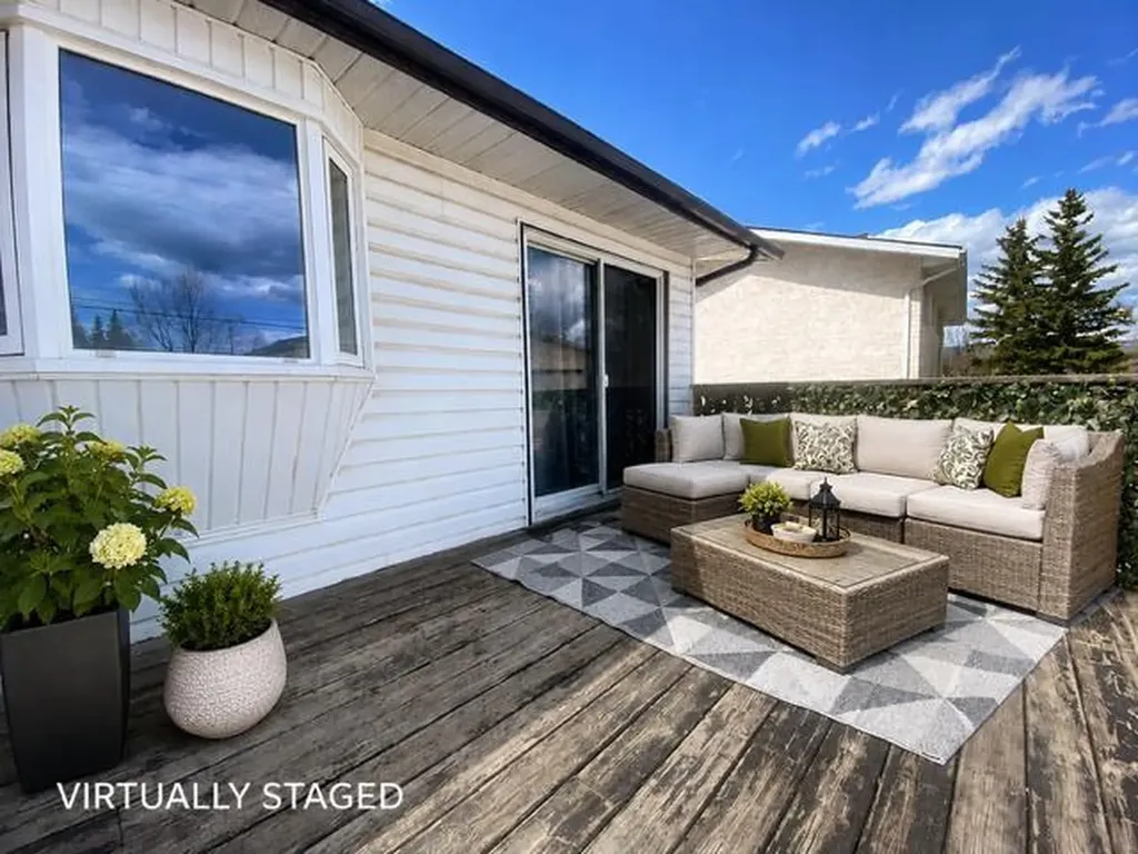 115 Alder Drive Hinton AB T7V 1C7