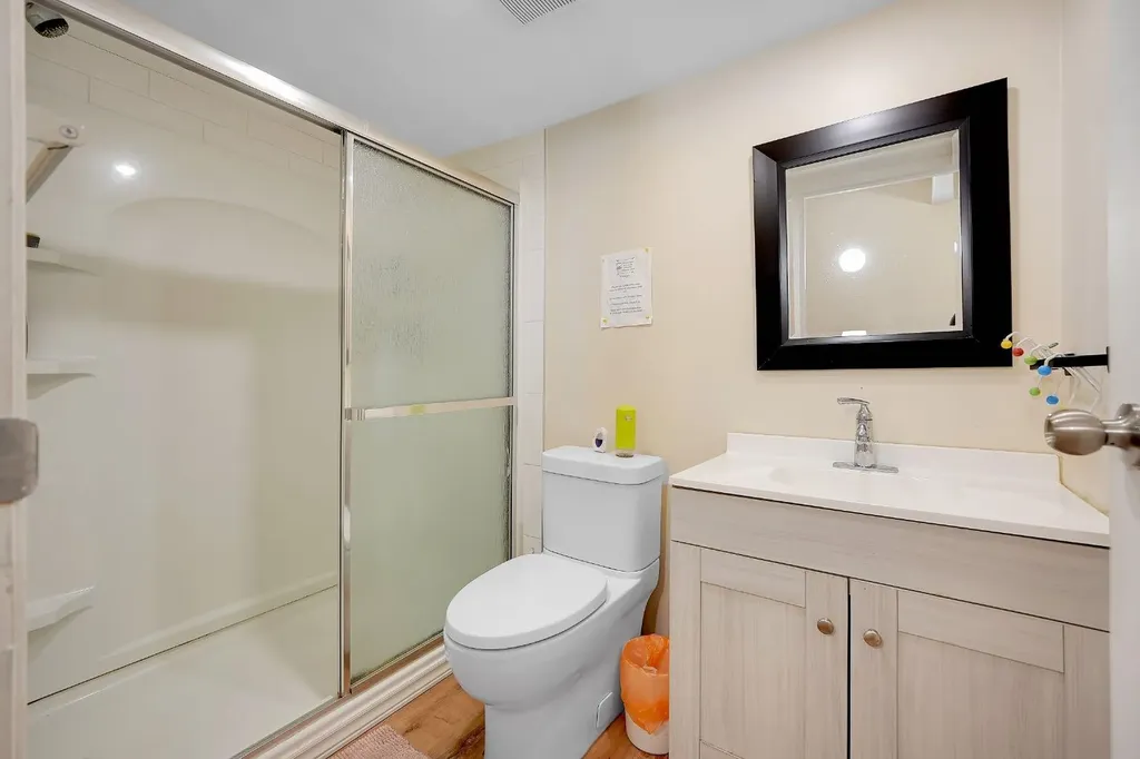 2714 74 Avenue SE Calgary AB T2C 4M3