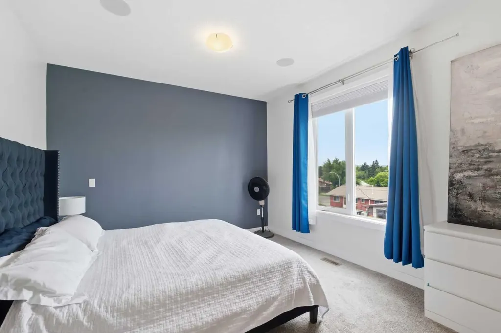308 11 Avenue NE Calgary AB T3E 0Z1