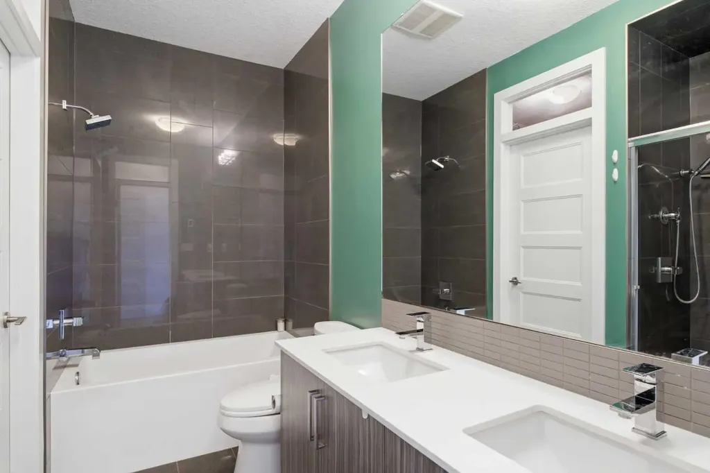 308 11 Avenue NE Calgary AB T3E 0Z1
