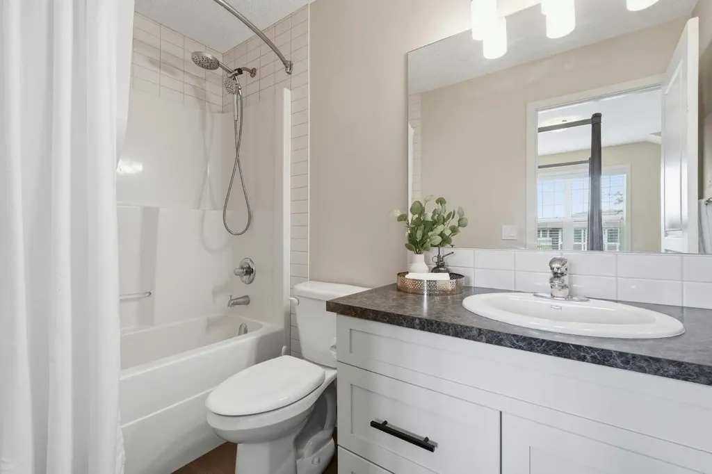 591 Mahogany Boulevard SE Calgary AB T3M 1X8