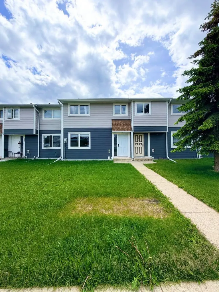 53 97 Avenue Grande Cache AB T0E 0Y0