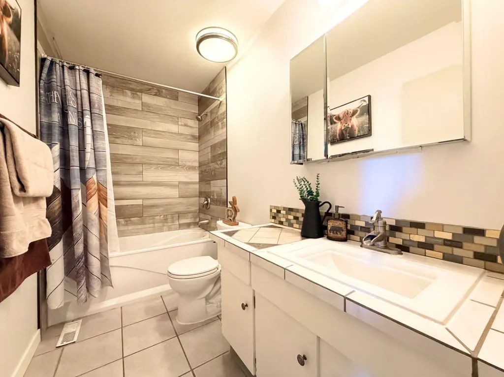 53 97 Avenue Grande Cache AB T0E 0Y0