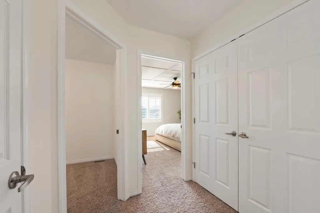 18 Windcreek Terrace Airdrie AB T4B 0Y4