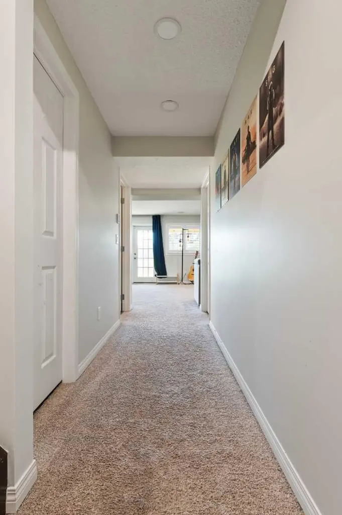 18 Windcreek Terrace Airdrie AB T4B 0Y4