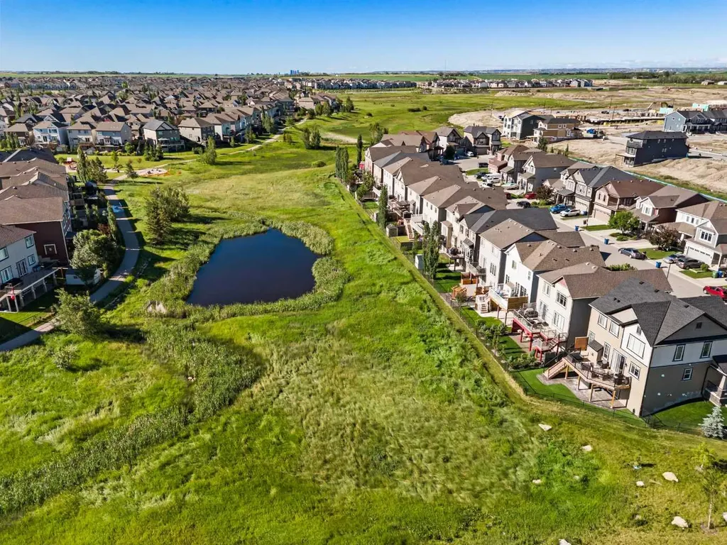 18 Windcreek Terrace Airdrie AB T4B 0Y4