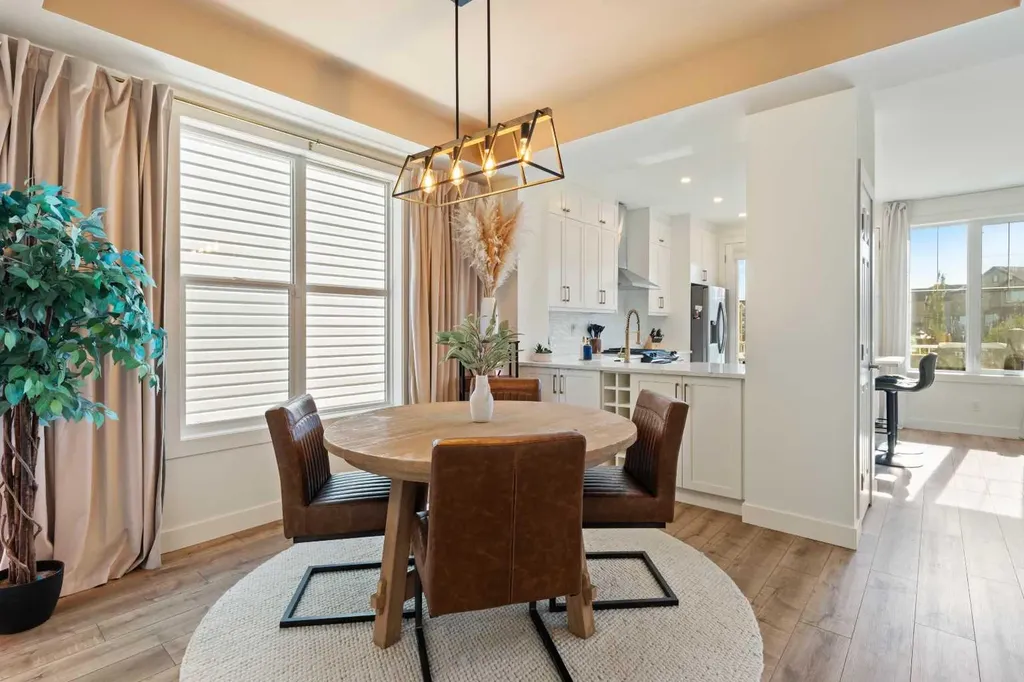 18 Windcreek Terrace Airdrie AB T4B 0Y4