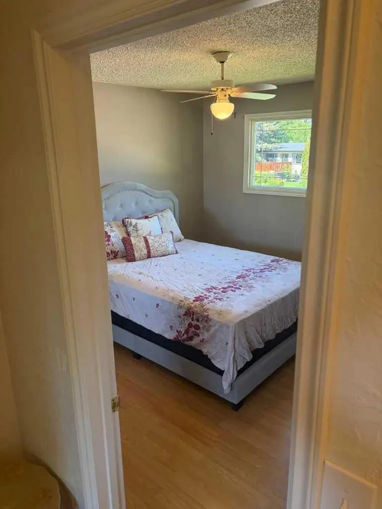 5144 35 Street E Innisfail AB T4G 1H3