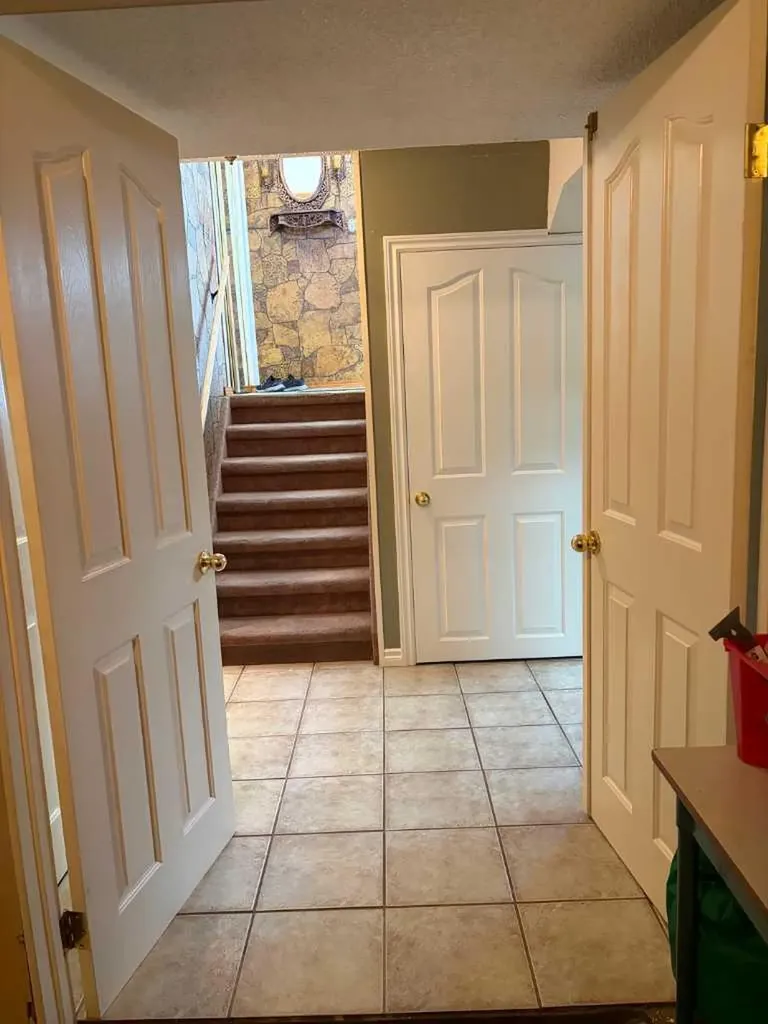 5144 35 Street E Innisfail AB T4G 1H3