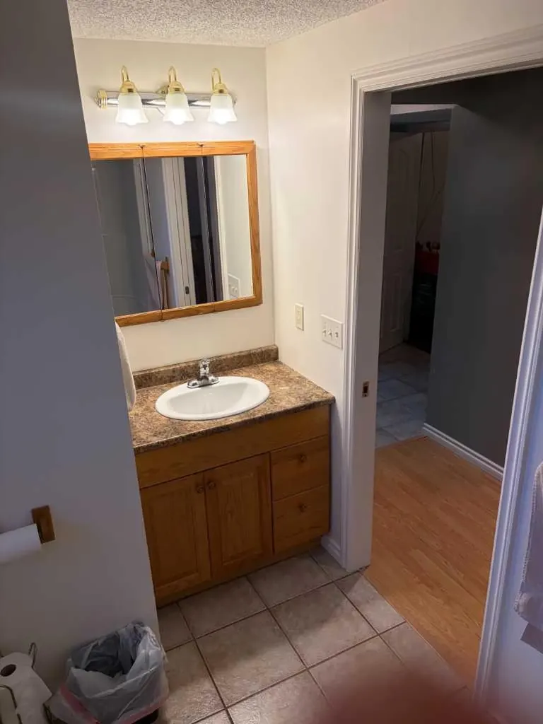 5144 35 Street E Innisfail AB T4G 1H3