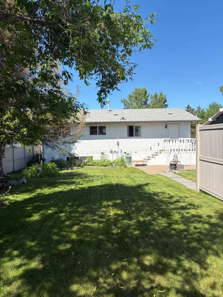 5144 35 Street E Innisfail AB T4G 1H3