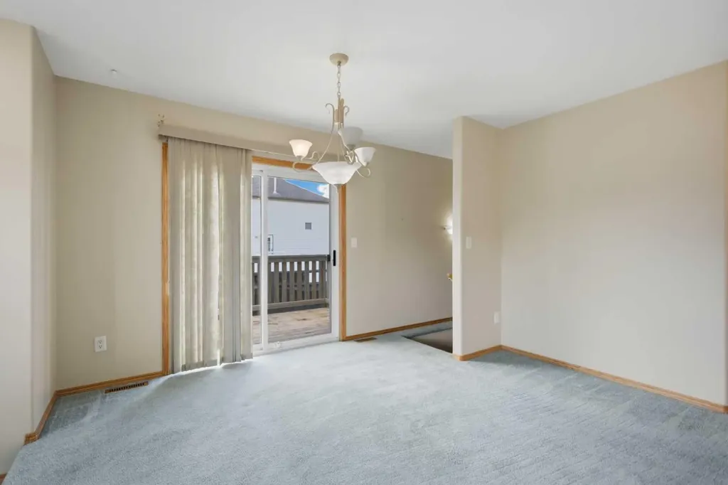 69 Durand Crescent Red Deer AB T4R 3A7
