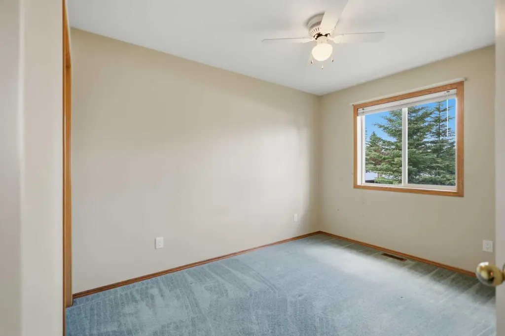 69 Durand Crescent Red Deer AB T4R 3A7