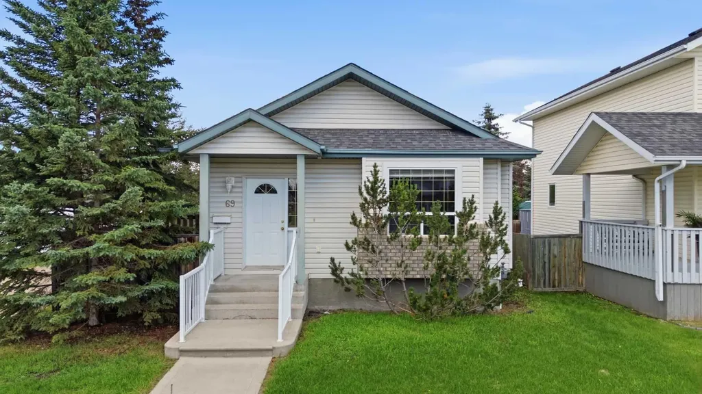 69 Durand Crescent Red Deer AB T4R 3A7