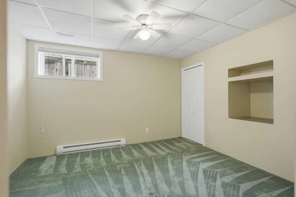69 Durand Crescent Red Deer AB T4R 3A7