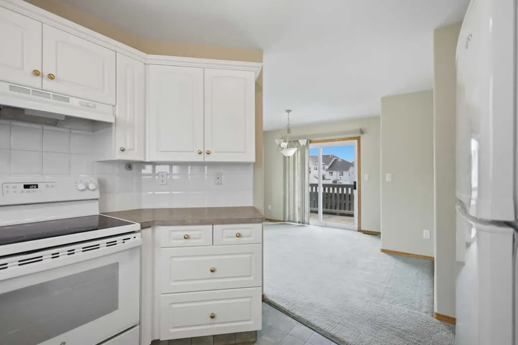 69 Durand Crescent Red Deer AB T4R 3A7