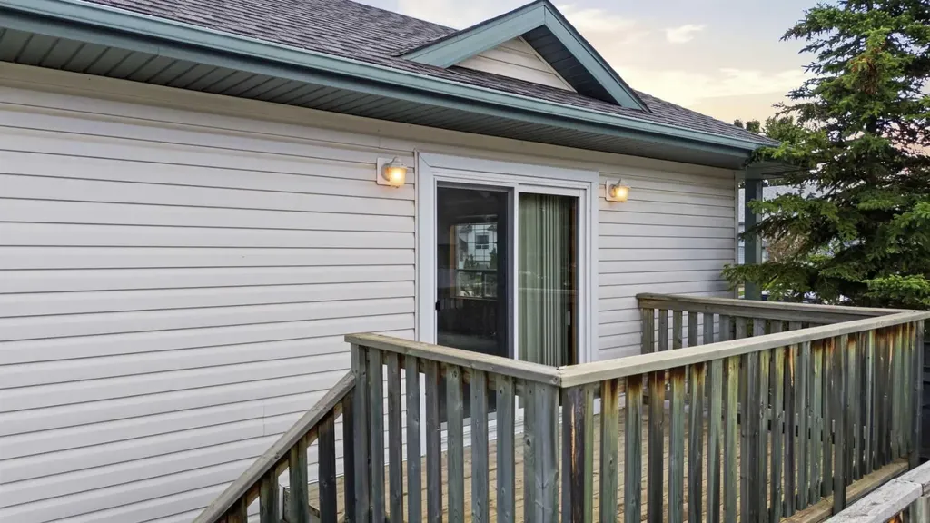 69 Durand Crescent Red Deer AB T4R 3A7