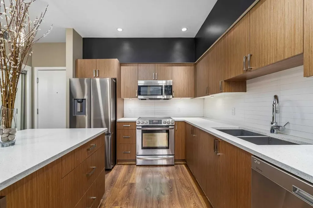 10 Auburn Bay Link SE Calgary AB T3M 1Y8