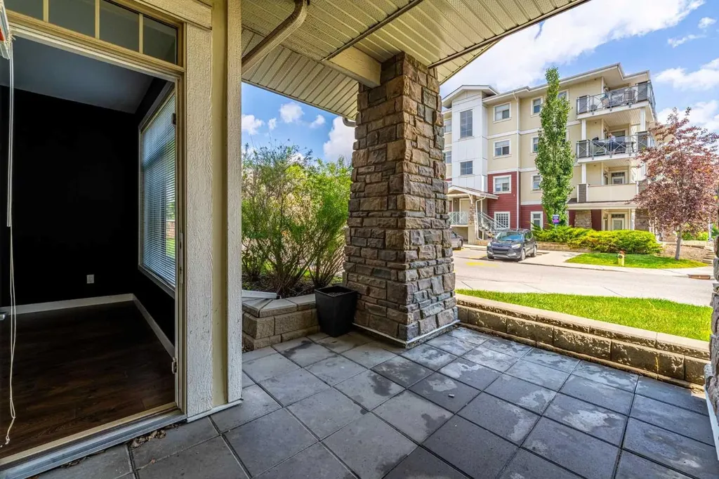 10 Auburn Bay Link SE Calgary AB T3M 1Y8