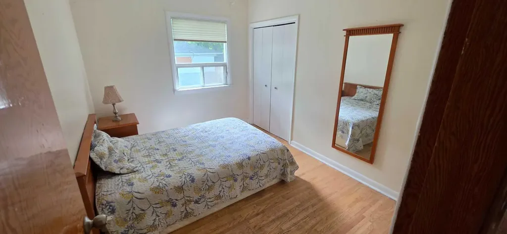 2515 Cochrane Road NW Calgary AB T2M 4H8