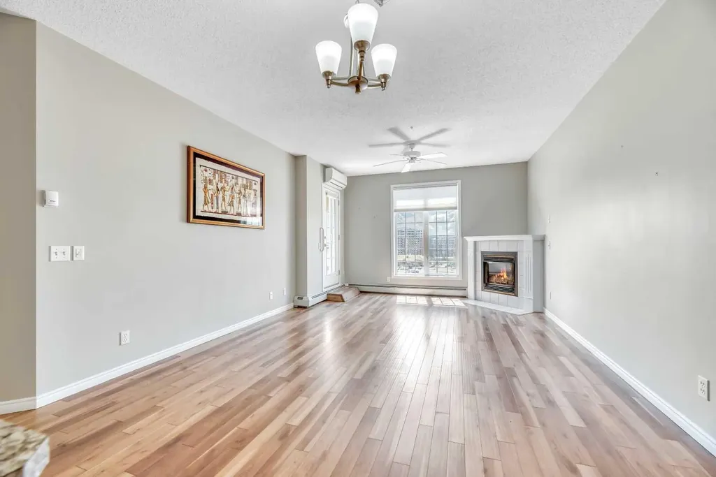 5201 Dalhousie Drive NW Calgary AB T3A5Y7
